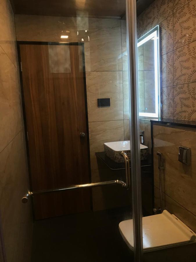 Meenakshi Inn Удупи Екстериор снимка
